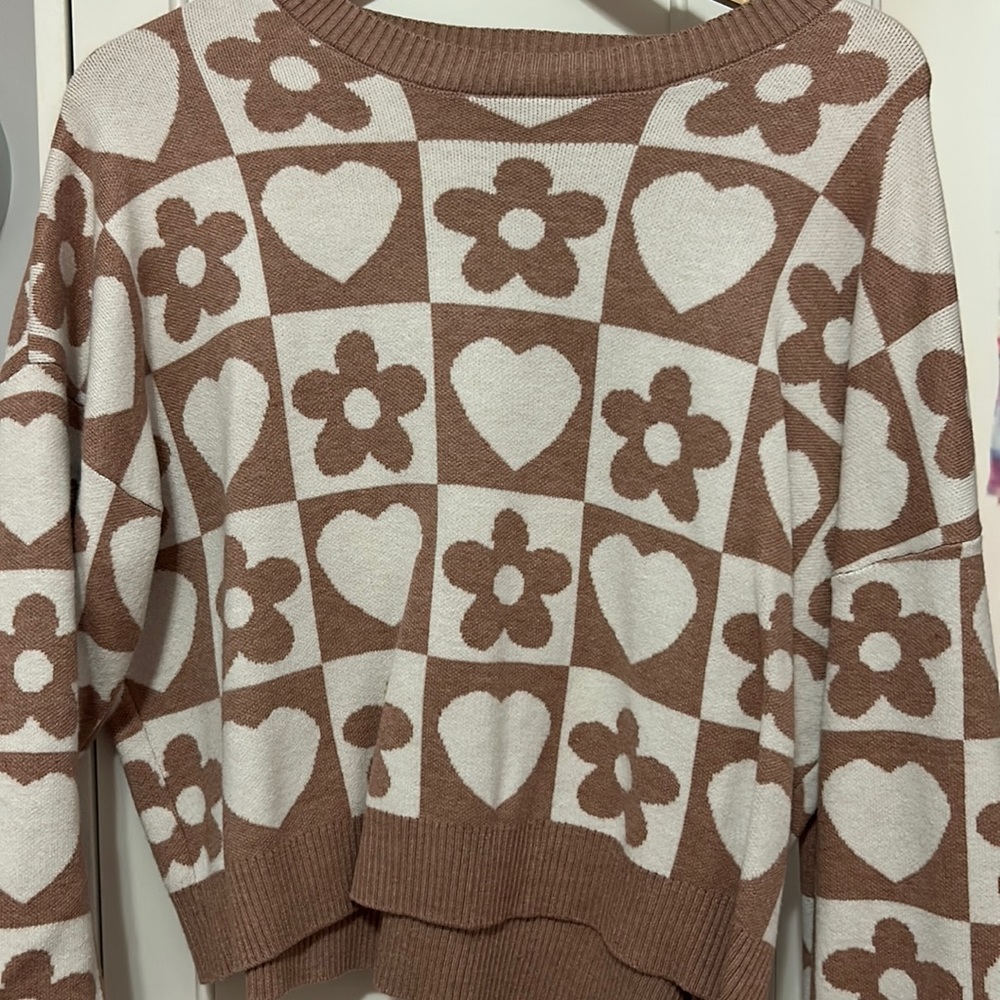 Sweatshirt